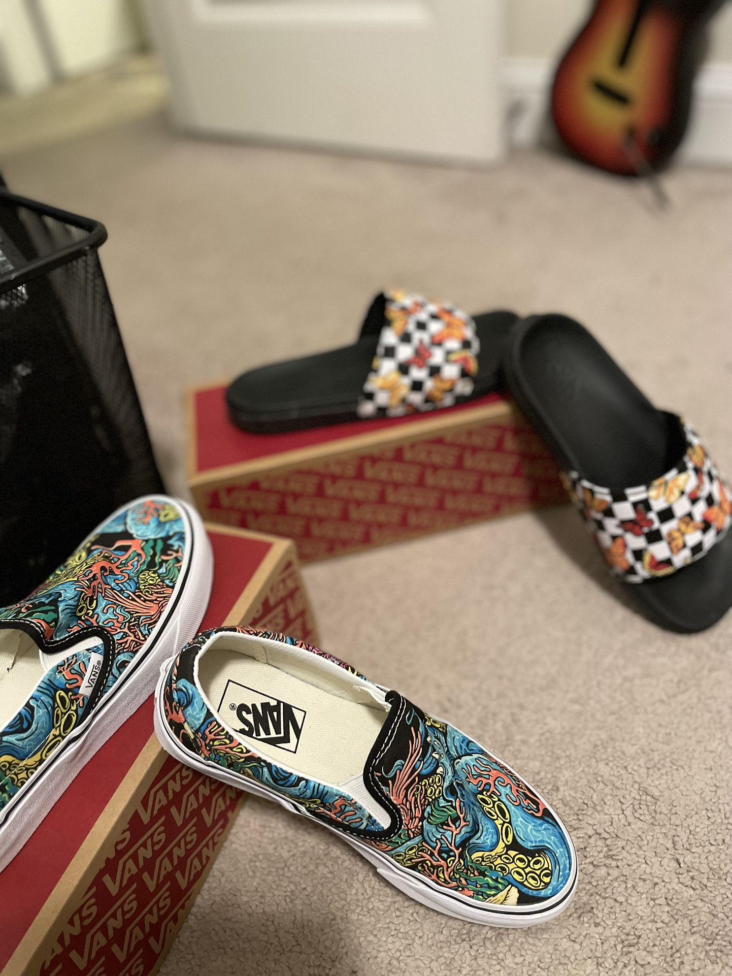 Women’s Vans slip ons & Vans Slides (Sold Together)