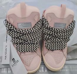 lanvin curb