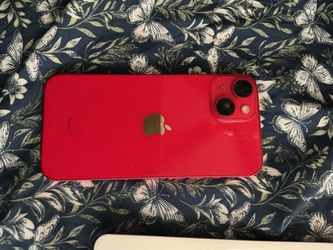Apple iPhone 14 – 128GB – PRODUCT RED – $260