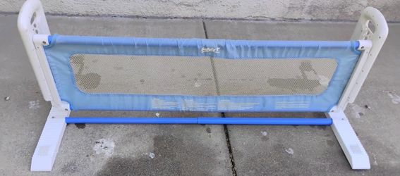 $35 Baby bed rail