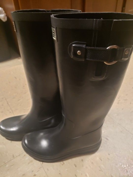 Hello Hansen Black Boots