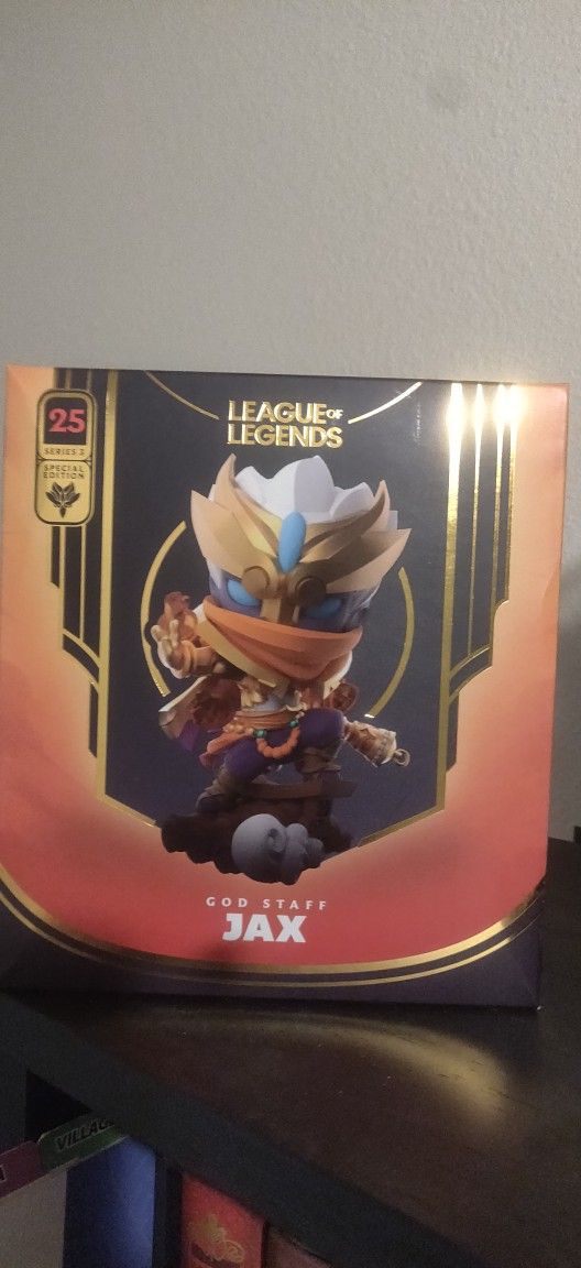 Godstaff Jax Statue