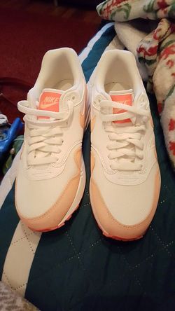 Mens size 8 nikes new orange/white