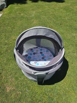 On-The-Go Baby Dome Portable Bassinet & Play Space
