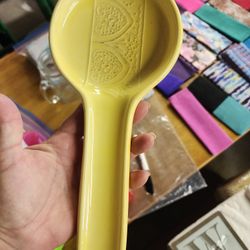 Maioliche Jessica Yellow Color Ceramic 11" Spoon Rest Made In Italy