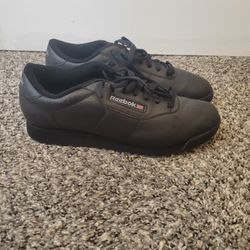 reebok black princess classic sneakers size 10