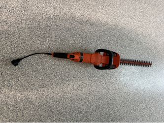 BLACK+DECKER Electric Hedge Trimmer – Corded