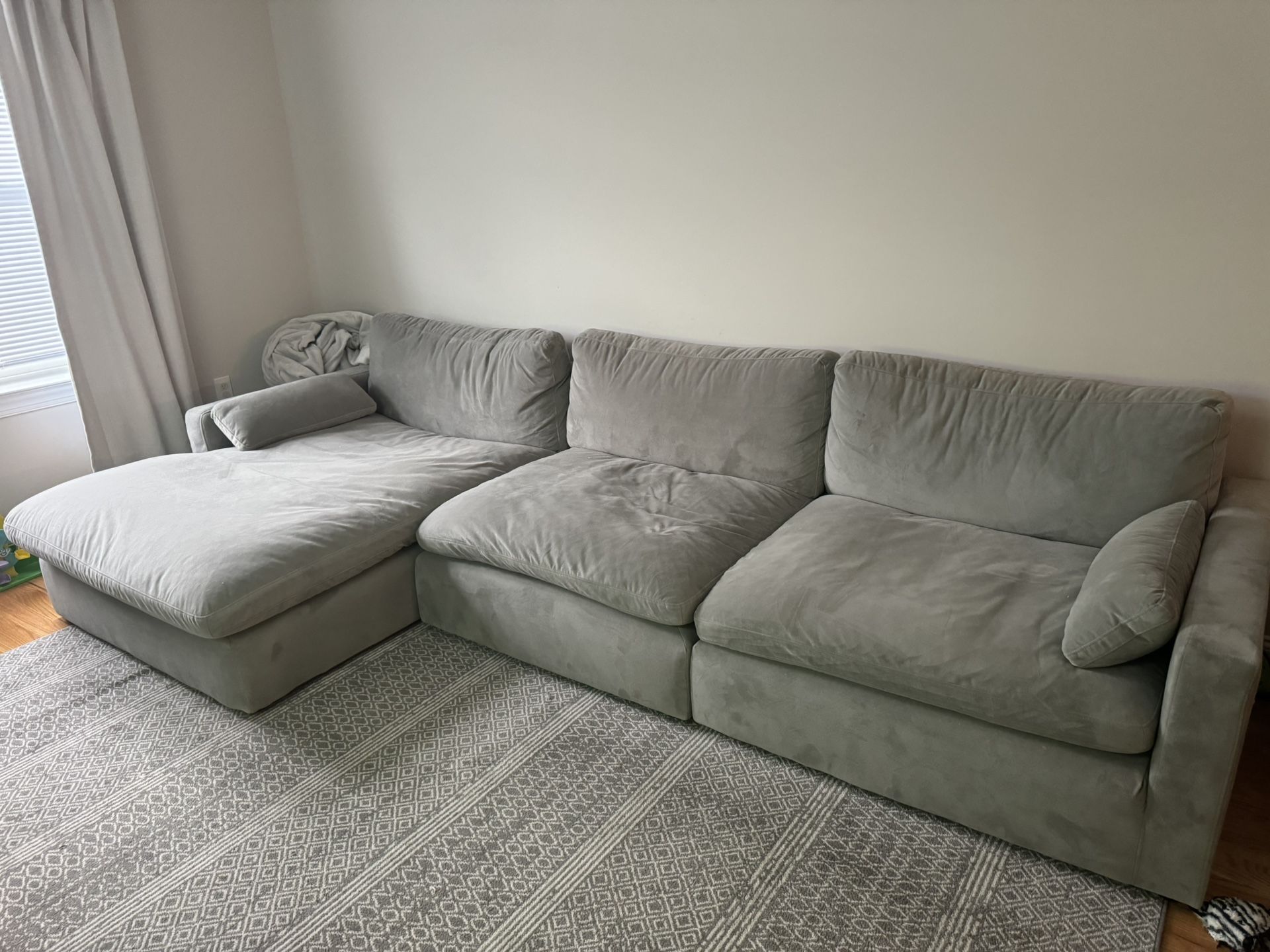 Sophie 3 Piece Sectional With Chaise