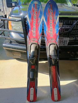 O'brian water skis