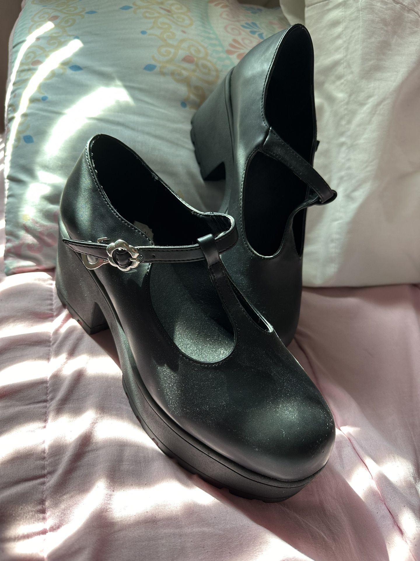 Mary Jane Heels for Sale in Houston, TX - OfferUp