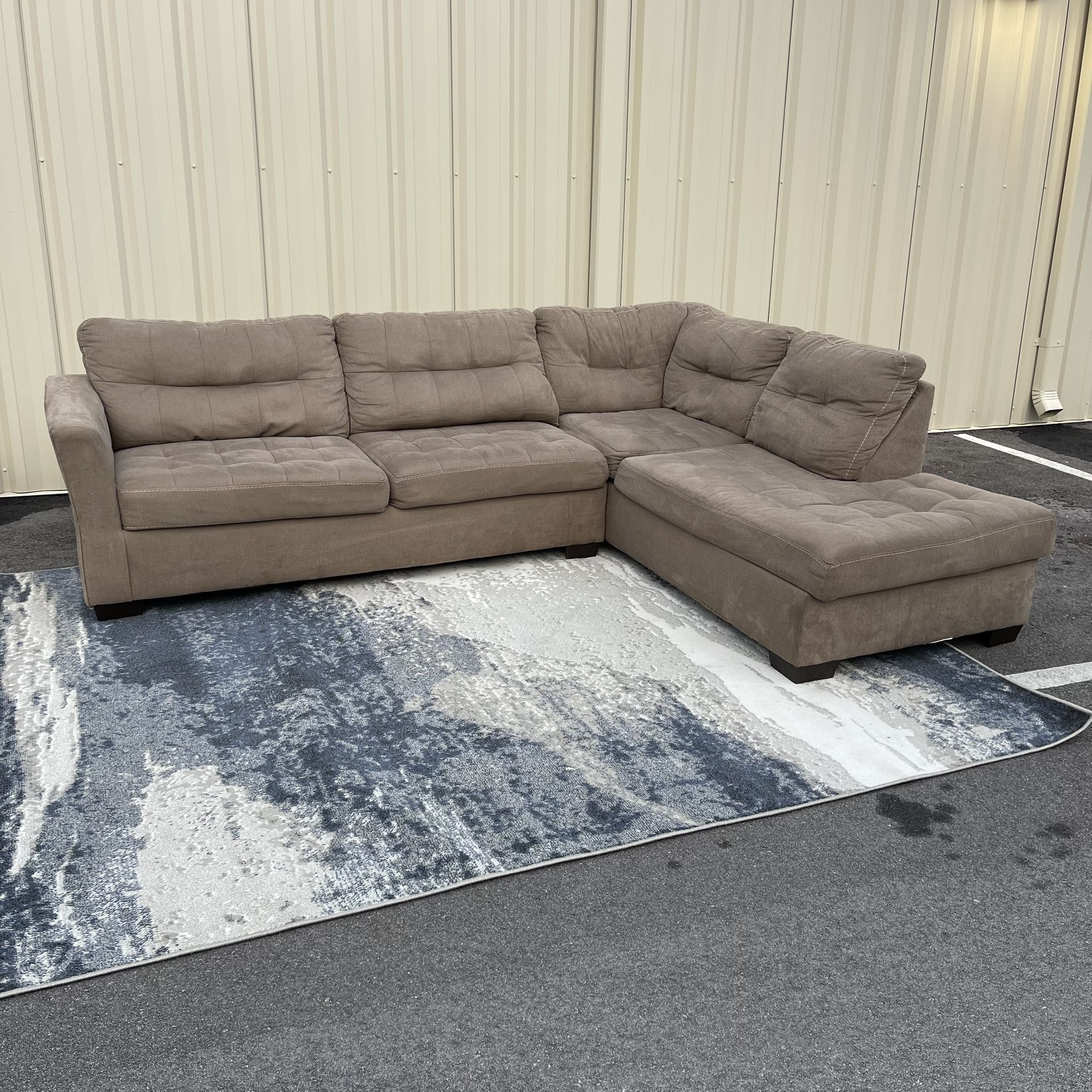 Sectional Sofa Couch Sala w/ chaise