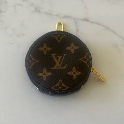 Loui Vuitton Coin Purse