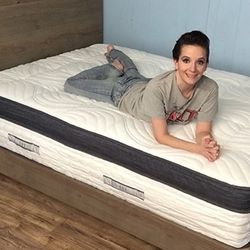 Serta Queen Mattress And Box Spring 