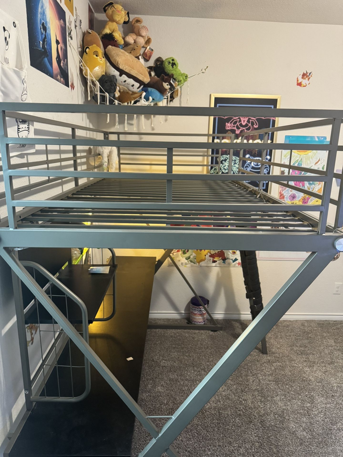 Twin Size Bunk Bed With Desk