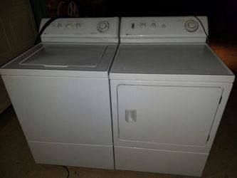 Washer and dryer good condition