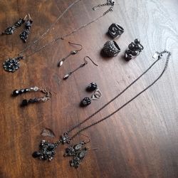 9 - Piece Vintage Victorian Revival Jewelry Lot