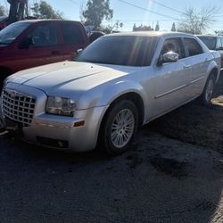 2010 Chrysler 300 Engine And Transmission 
