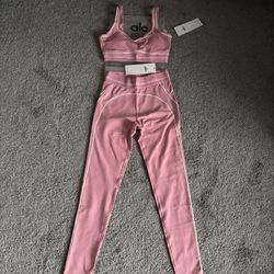 Alo Yoga Women’s Set Pink Size S/6