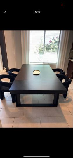 6 SEAT KITCHEN TABLE W/ CHAIRS
