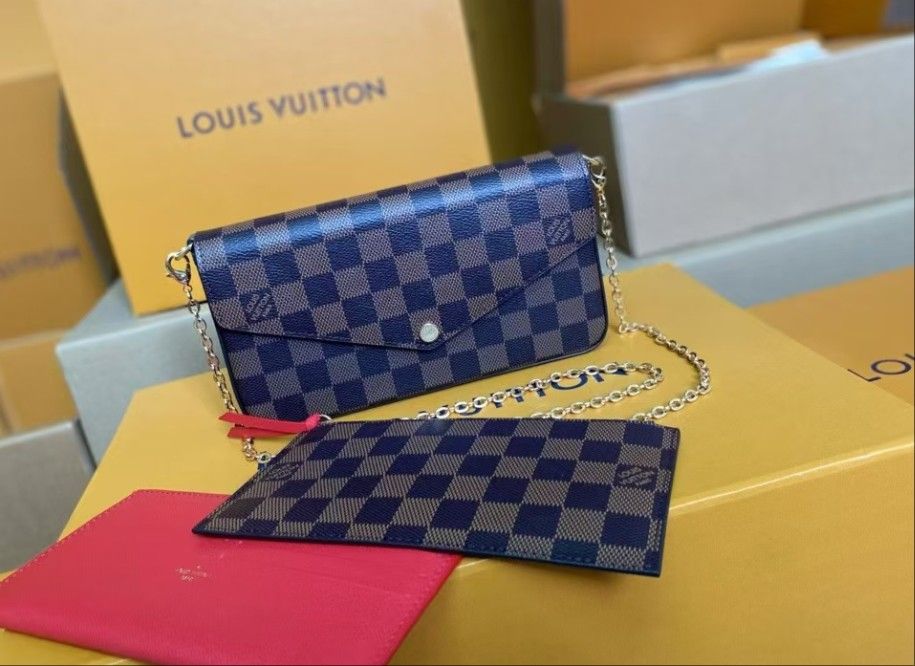 Handle high-grade crossbody bag
