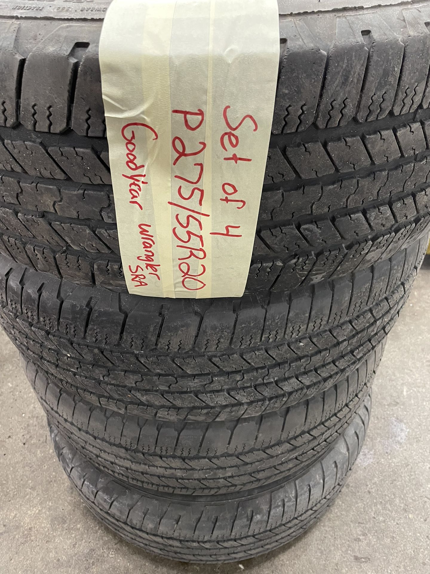 set of 4 tires p275/55r20 goodyear wrangler sr-a good condition $175 for  Sale in Naugatuck, CT - OfferUp