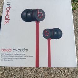 !! Earphones  by dr. dre Beats  New Firm Price
