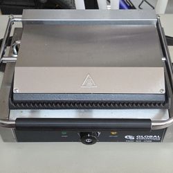 Global Solutions Food Equipment Panini/Sandwich Grill, Grooved Plates