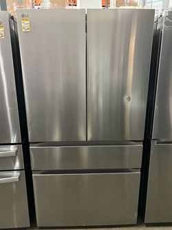 LG 26 Cu. Ft. French Door Refrigerator – New