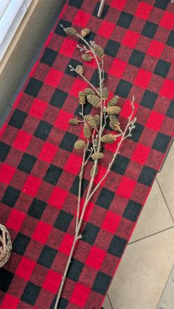 Pinecone Decor