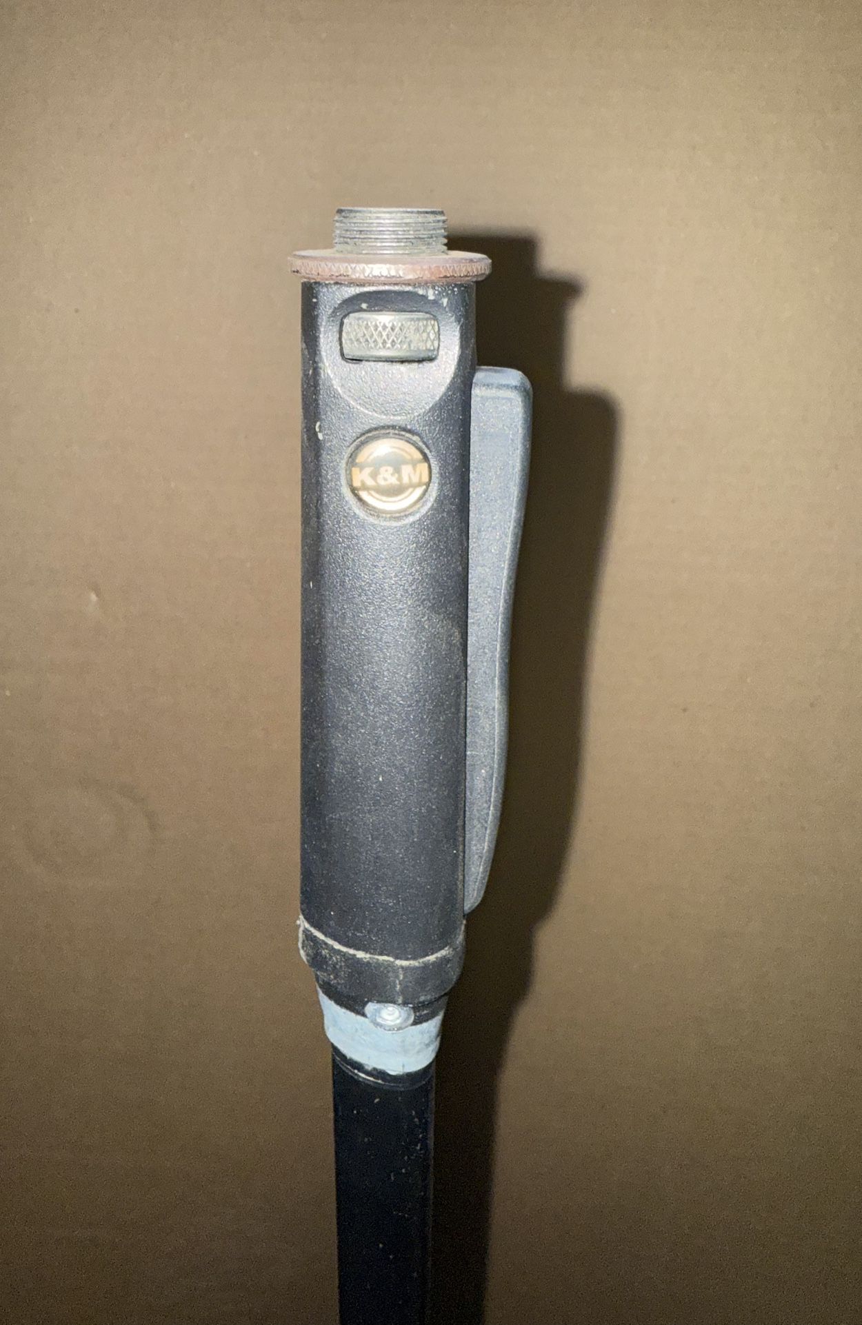 K & M One hand Mic Stand, Round Base, Straight Stand