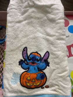 Stitch Halloween bathroom towels