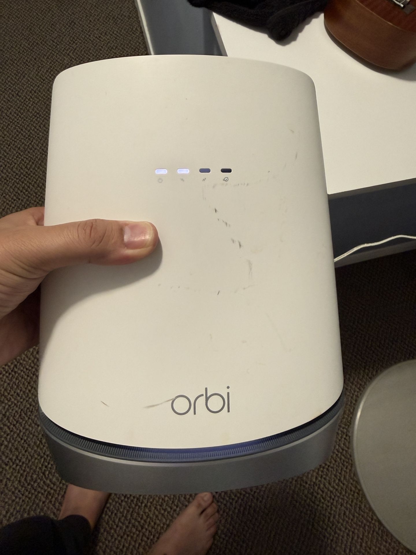 Netgear Orbi Cbr750 Router With Satellite Rbr750 In Mint Condition 