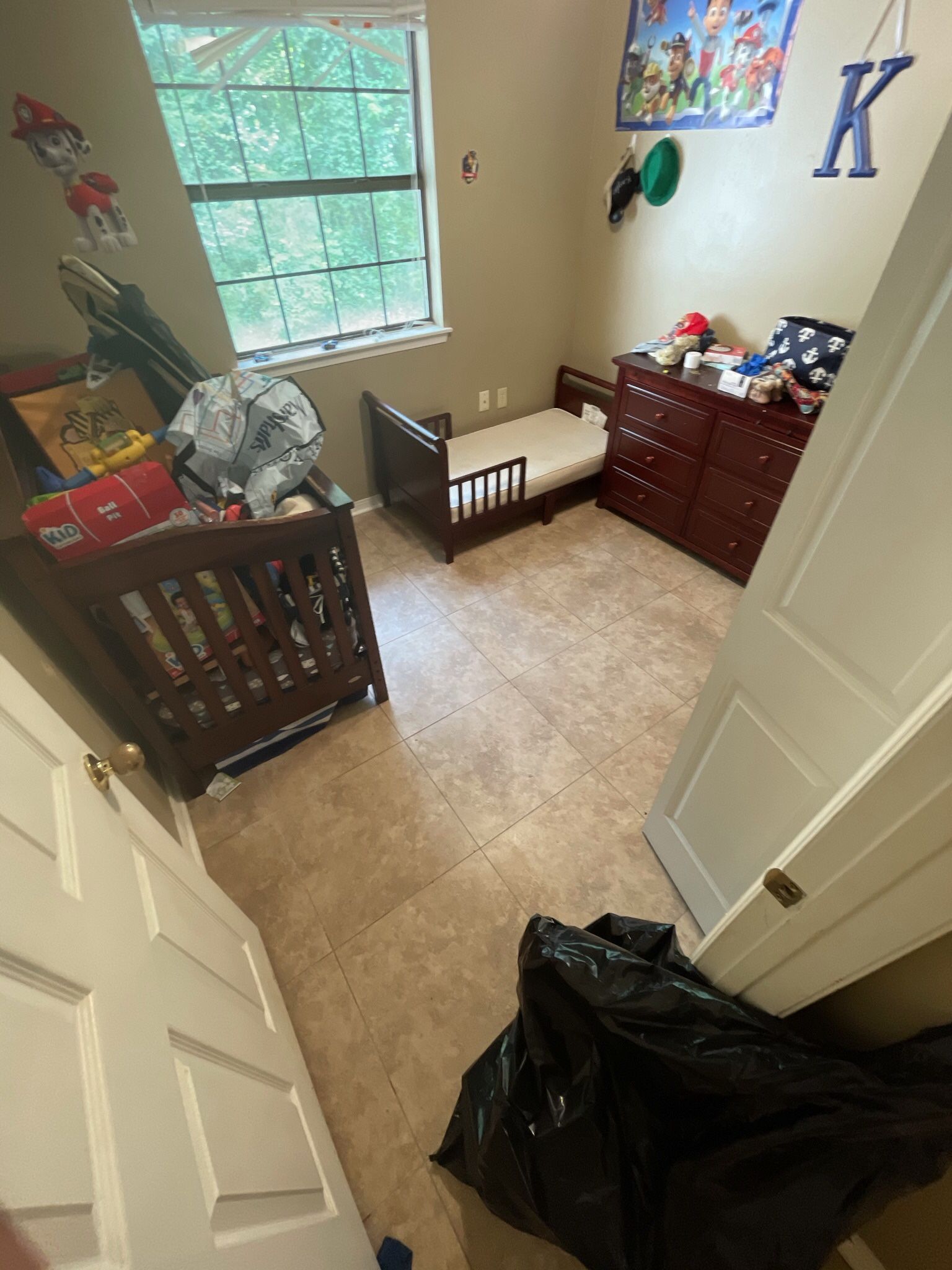 Crib / Toddler Bed / Changing Table 