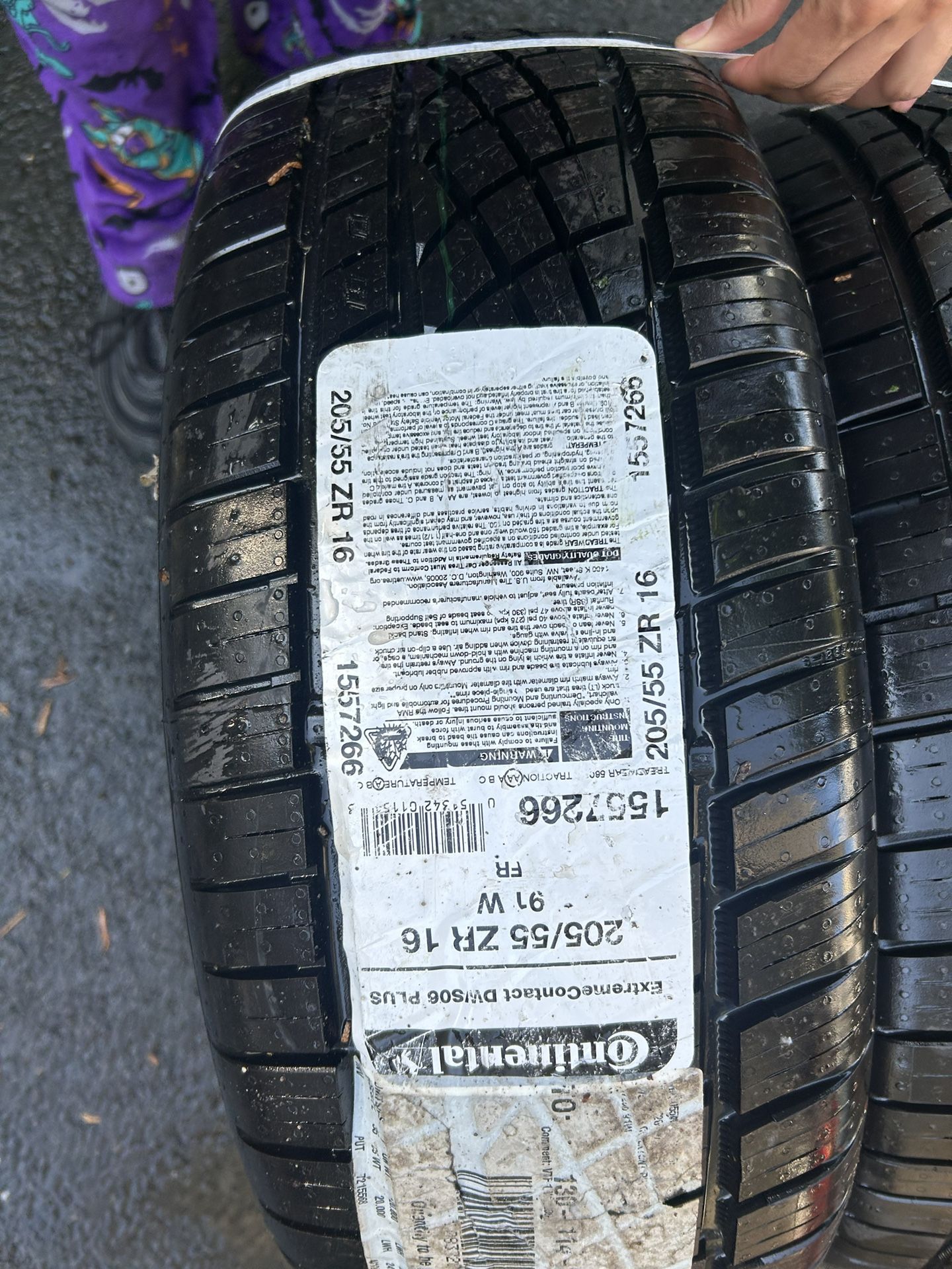 (QTY 2 ) 205/55ZR16 Continental Extreme Contact DWS06 Plus 91W SL Tires