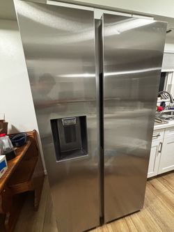 SAMSUNG FRIDGE /FREEZER