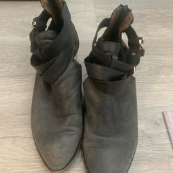 BOHO BOOTS PRELOVED FOR FREE!