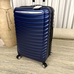 Spin Tech 6 Medium Check-in Spinner Luggage 