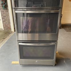 30” GE Stainless Steel Electric Double Oven