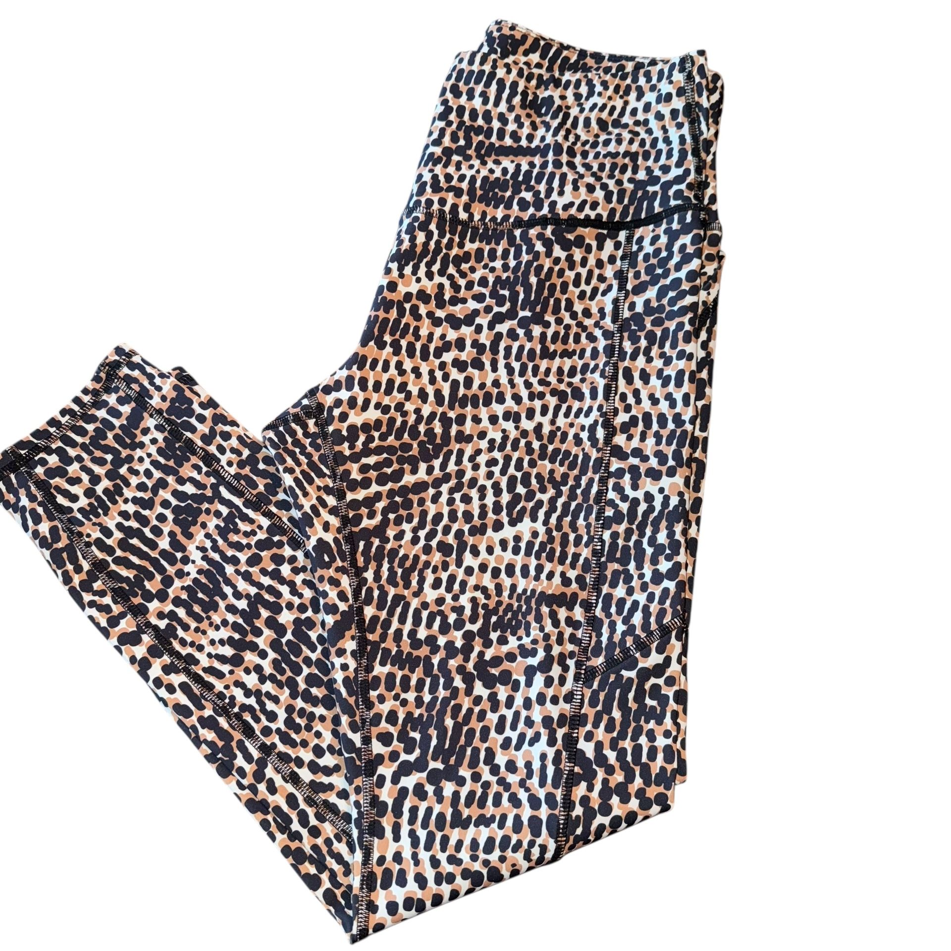 Move Theology Printed Leggings with Scoop Pockets Women's Sz Large NWOT    New without tags  Never worn Waist 13” across Inseam 25” Rise 10.5”