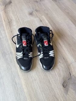 Nike Freek Wrestling Shoes Black/White – Men’s 10.5 – $65