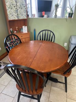 Kitchen table with leaf