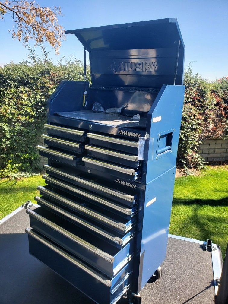 Brand New Rolling Tool Box 🧰