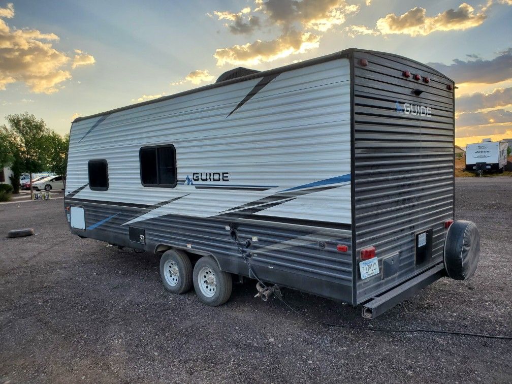 2020 Dutchman guide trailer 23 ft sleeps 8 lightweight