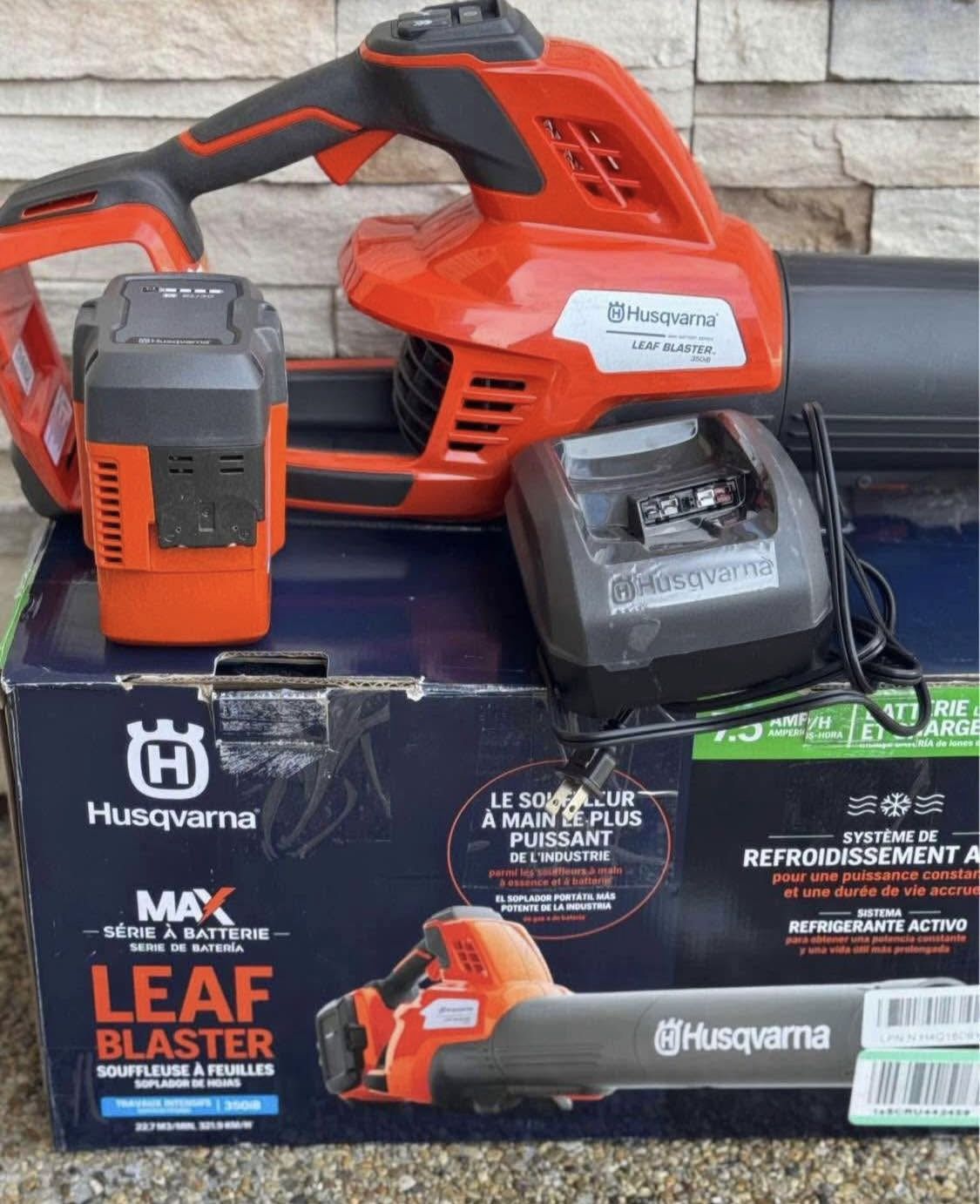 Husqvarna Leaf Blaster 350iB 40-volt 800-CFM 200-MPH Battery Handheld Leaf Blower 7.5 Ah (Battery an charger included