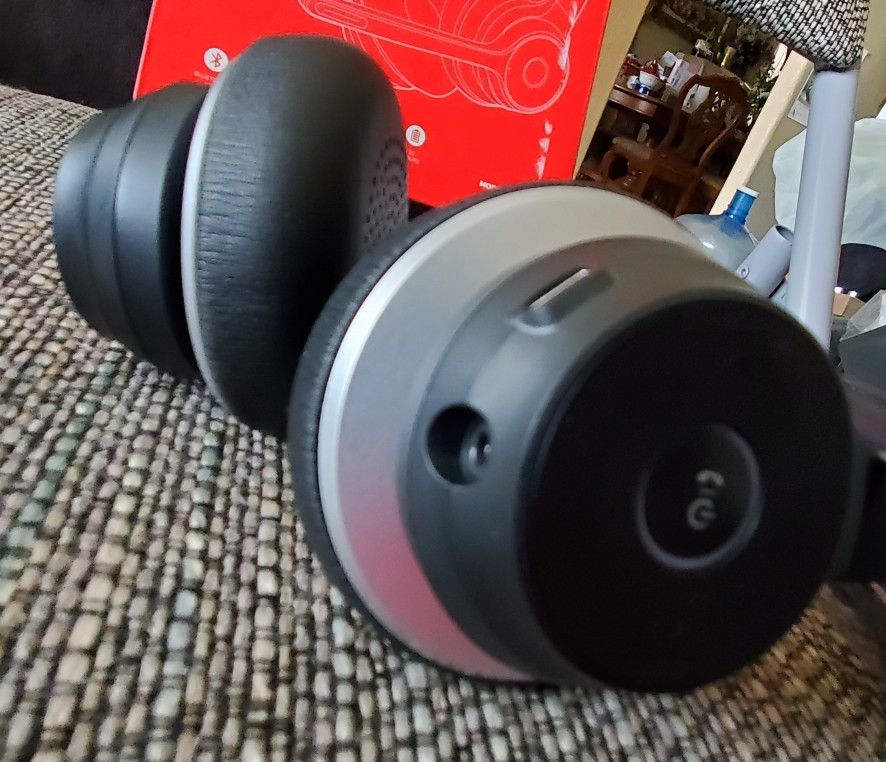 Mpow Bluetooth Headset V5.0 with Dual Microphone, Wireless PC Headphones,CVC8.0 Noise Canceling, On Ear for Computer,Cell Phone, Call Center, Office, 