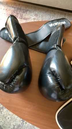 Boxing gloves
