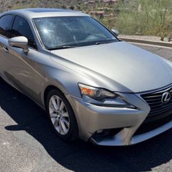 2016 Lexus IS 200t 4dr Sedan