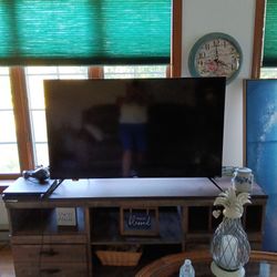 50 Inch Onn Roku Smart Tv