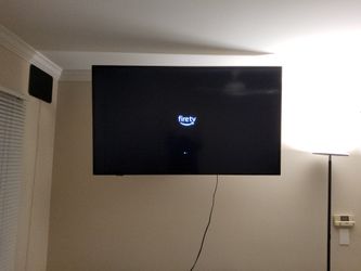 Insignia 55 Inch 4K Smart TV With Remote And Box