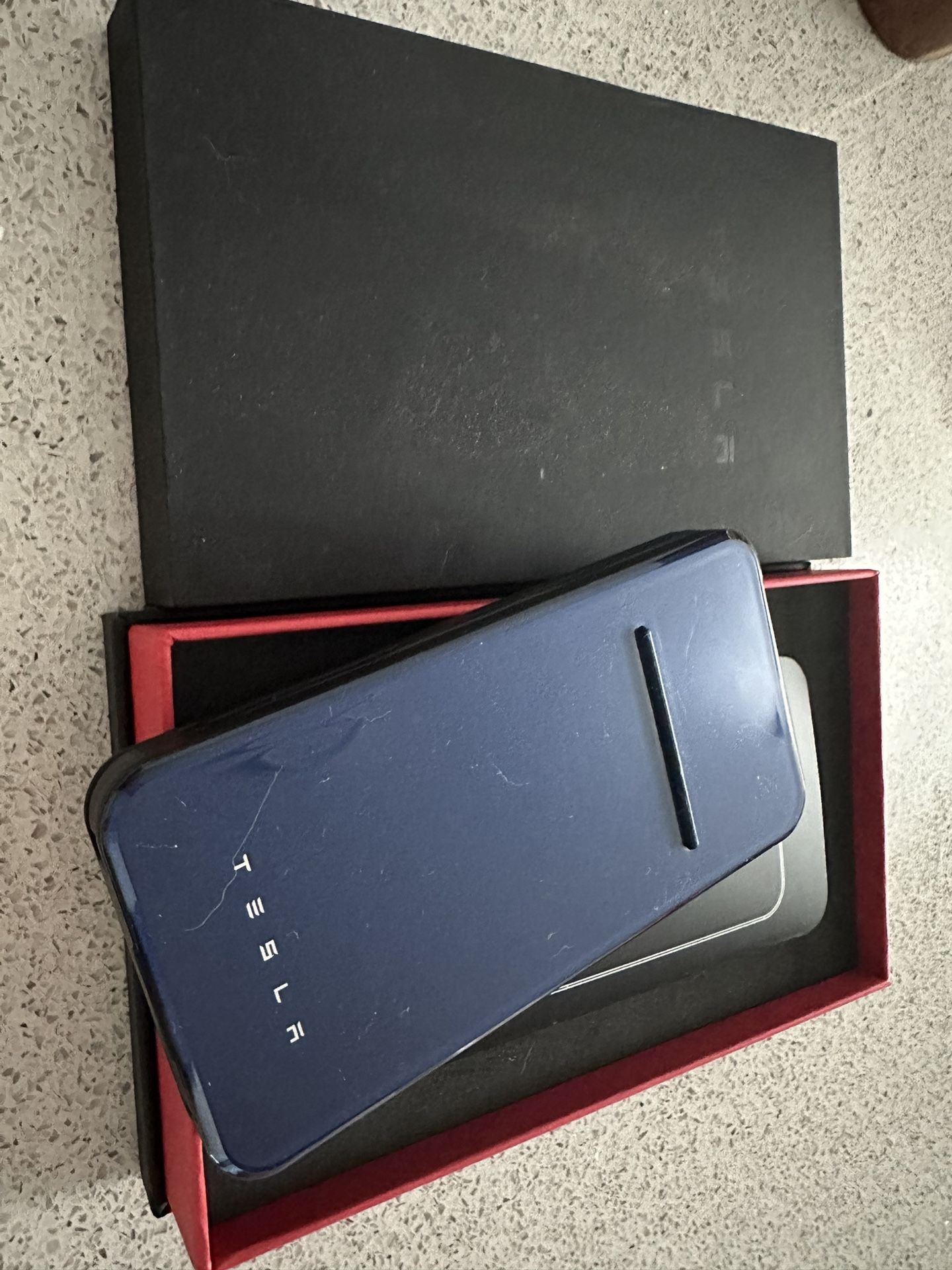 Tesla Wireless Portable Charger 2.0 - New in Box! In Stock